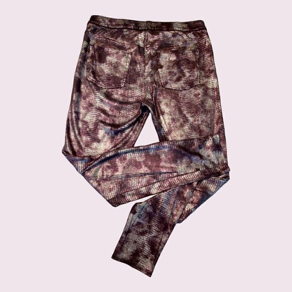 (3/$15) Jennifer Lopez Foil Snakeskin Leggings - Picture 3 of 4